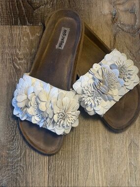 Not Rated White Floral Slide Sandals for Women